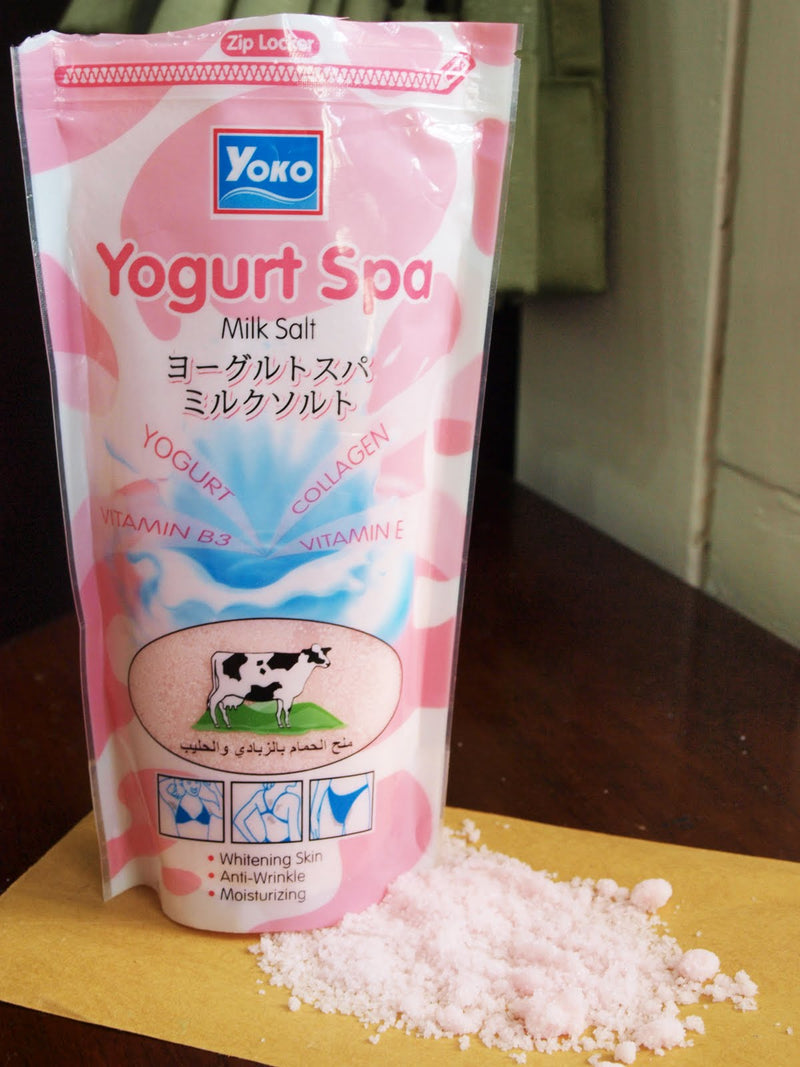 Yoko, Bain Spa Sel Extrait de yaourt incarné et dissolvant d'acné, Éclairant Bikini et Aisselles , 300g